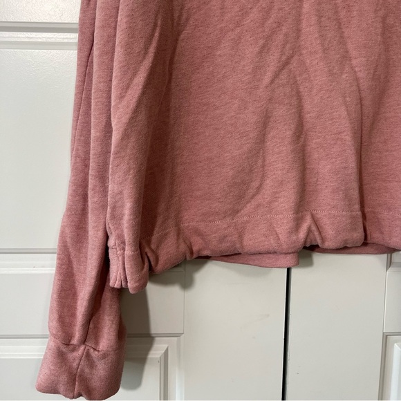 Fabletics Cropped Pullover Sweatshirt Long Sleeve Athleisure Top - Picture 4 of 7